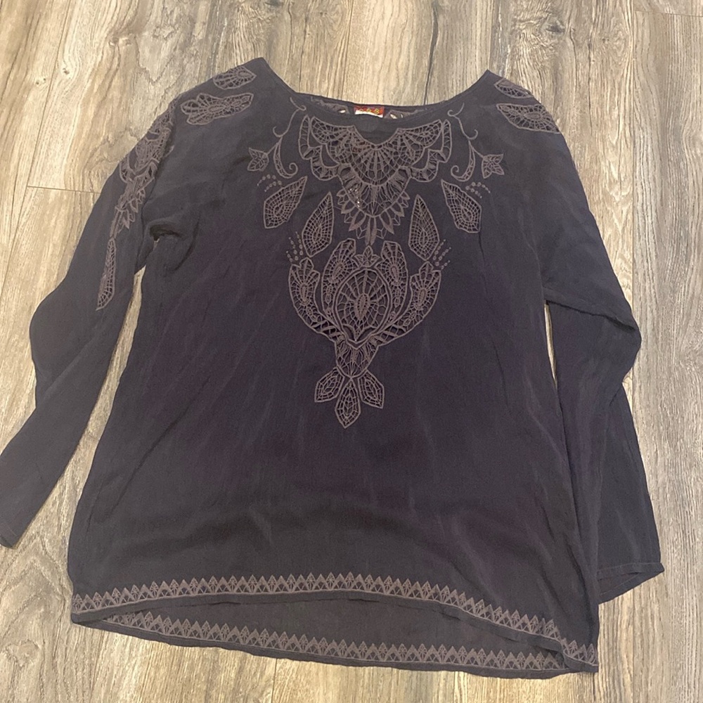 Elegant Black Embroidered Women's Top